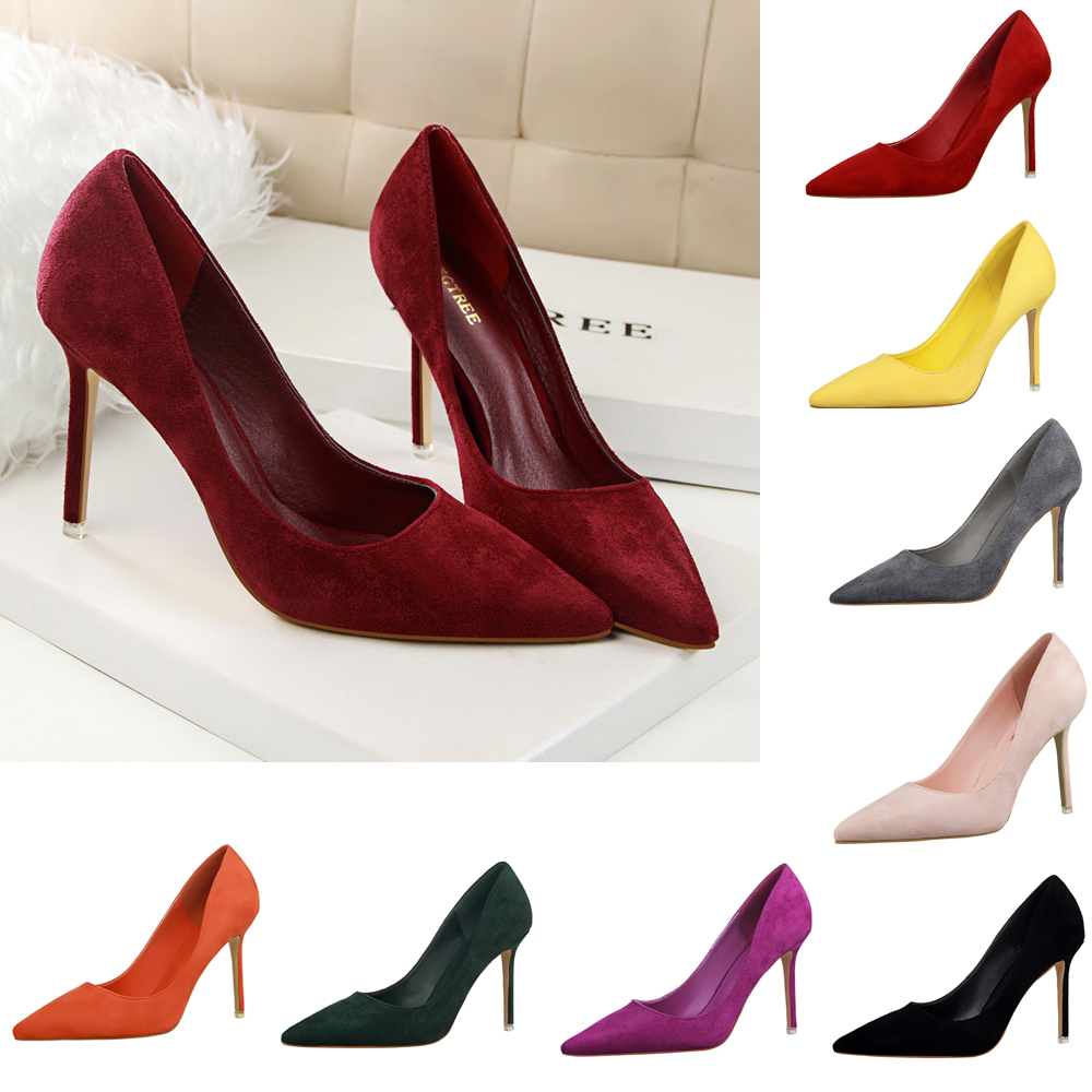 Klasyczne, eleganckie zamszowe – Court Heel Pointed recenzja i cena