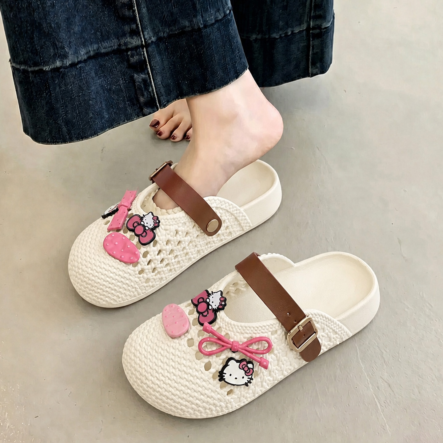 Letnie damskie klapki z wycięc – Mule Slip On recenzja i cena